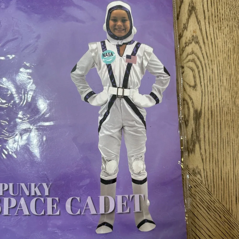 Boo! Inc. Size 3-4 Spunky Space Cadet Costume Kids‎  NASA Astronaut Cosplay